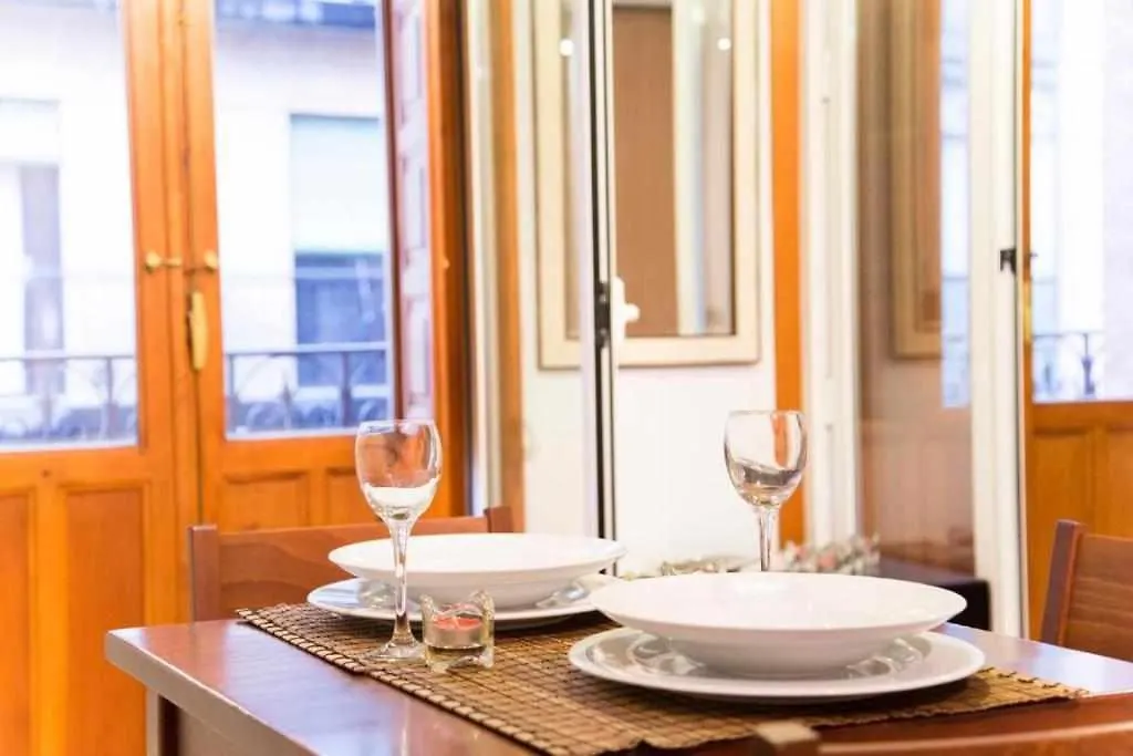 Un Ideal Estudio Para Conocer Madrid-1